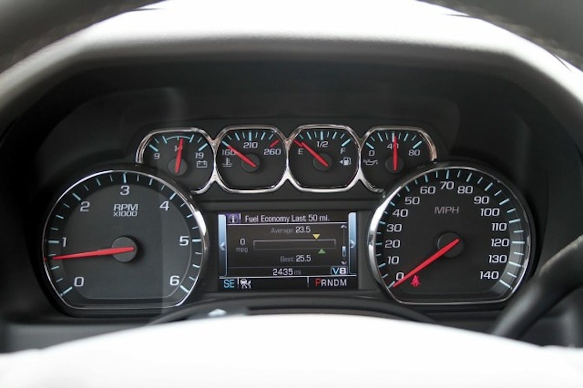 The Tahoe's dash is a clean and well-laid-out. And that fuel economy display represents the better part of a week driving it...