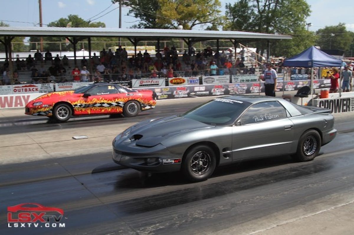 Kevin Rounsavall (far lane) and Paul Falcon.