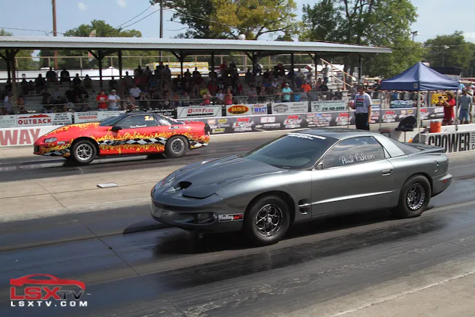 Kevin Rounsavall (far lane) and Paul Falcon.