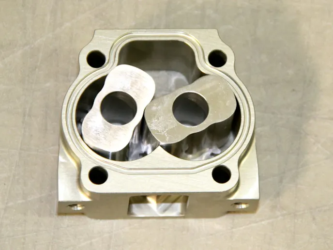 Each pump stage contains a pair of precision-machined Roots-style rotors to process the oil with great efficiency. Machining tolerances are held to an exacting standard.