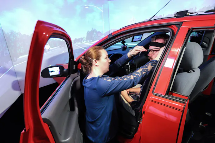 AAA Cognitive Distraction-Simulator Male 2