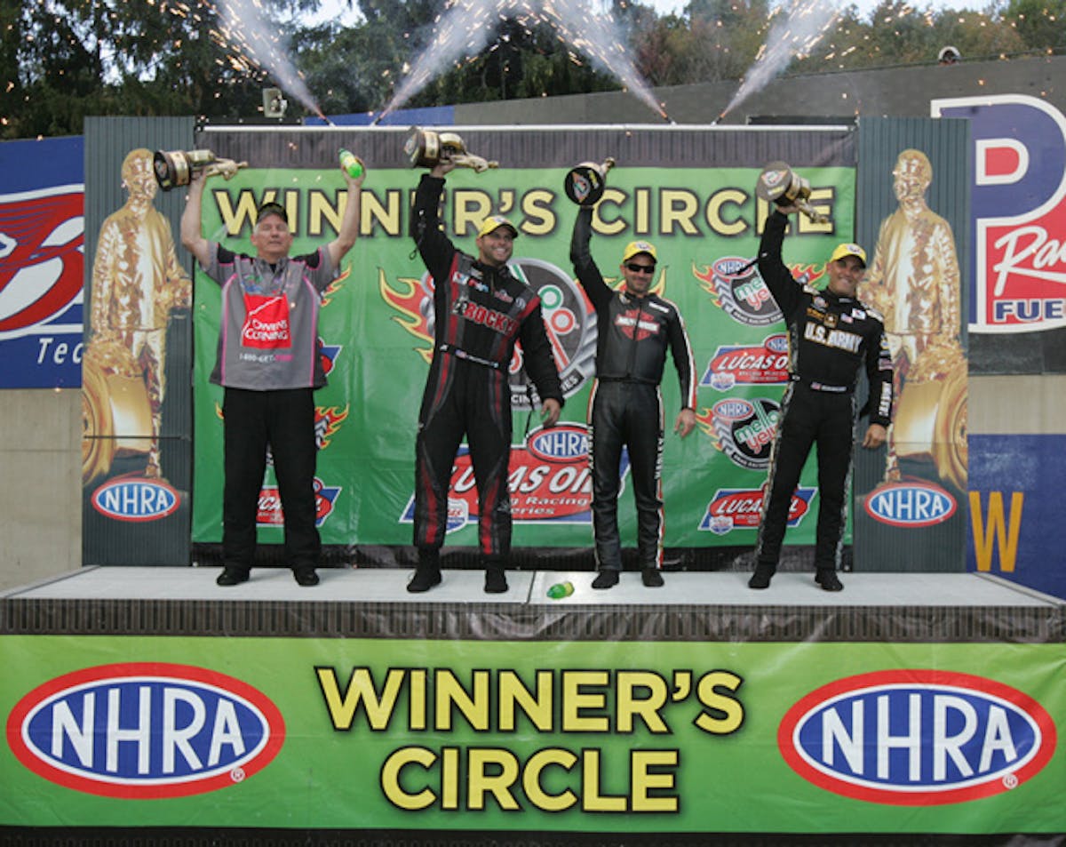 324-WinnersCircle-Reading