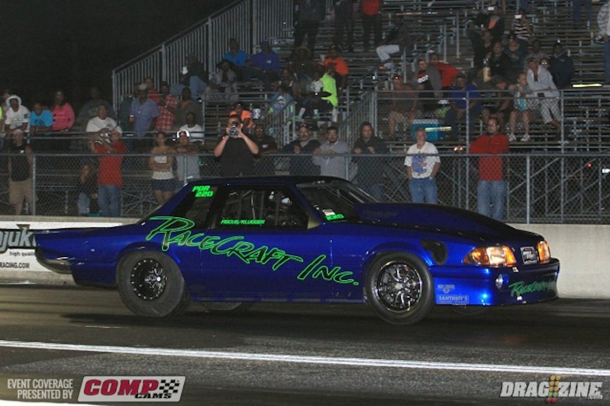 Josh Klugger was paired with Glen Adams this round running a 4.66 at 148 with Glen pulling the wheels hard at the hit.