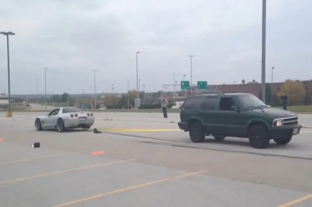 Corvette vs Blazer tug of war