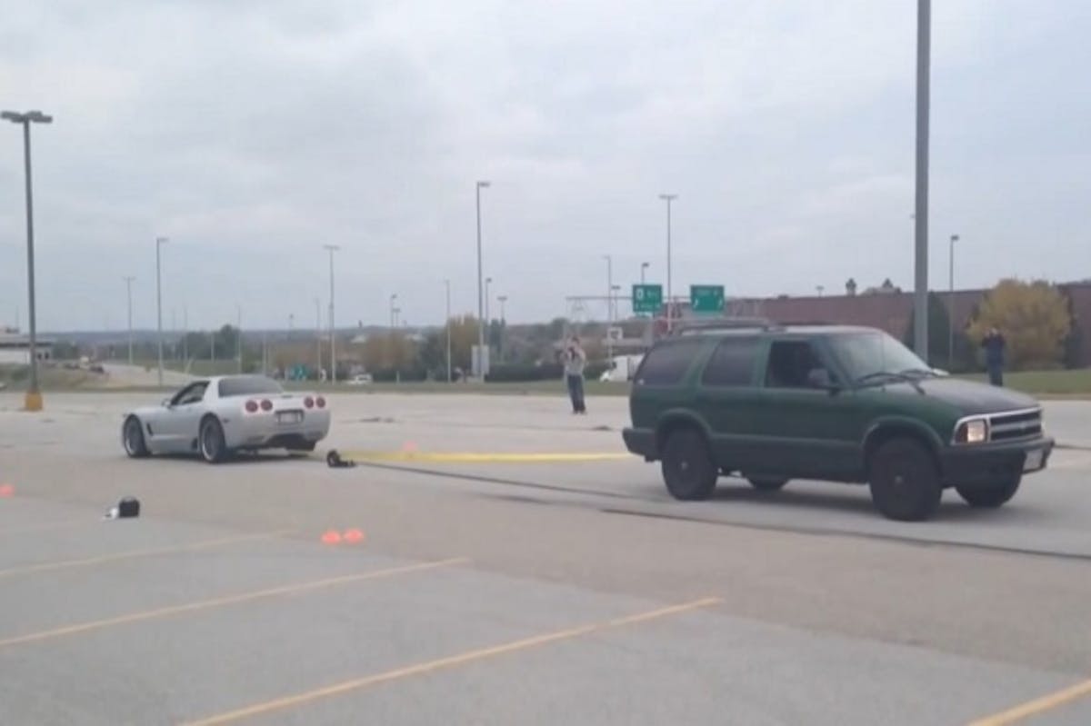 Corvette vs Blazer tug of war