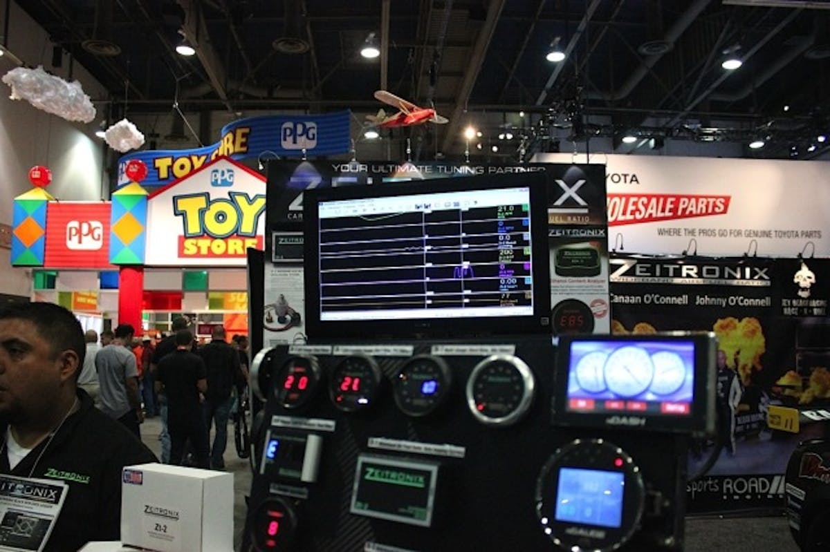 Zeitronix's demo section had displays of the Zt-2 in action.