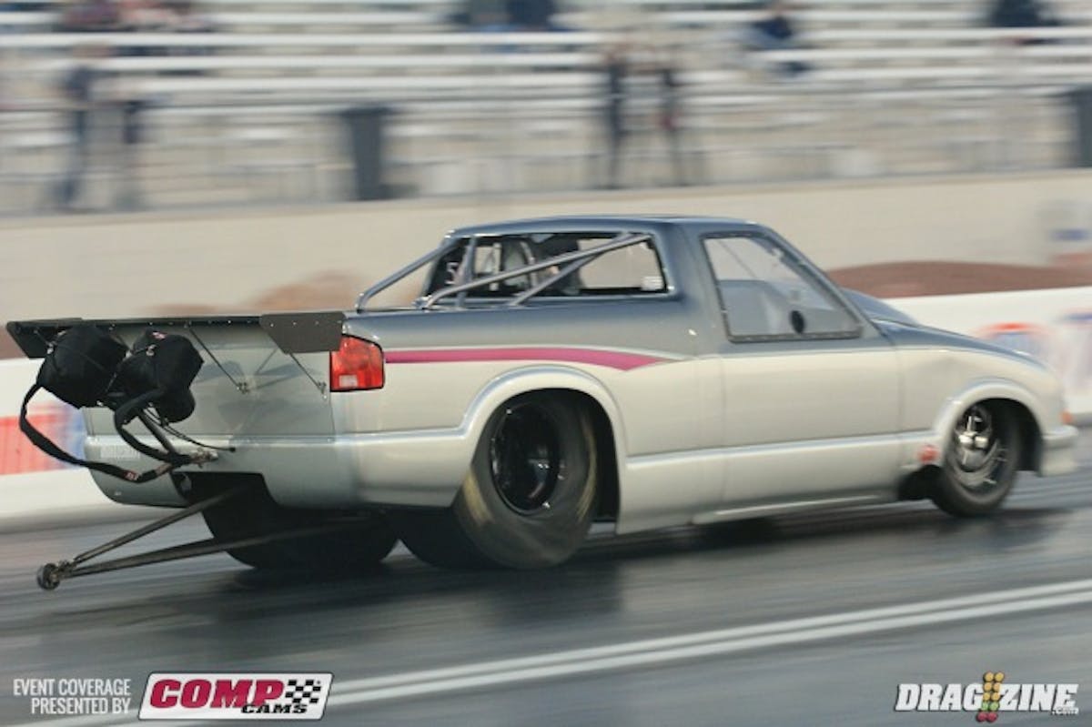 Larry Larson is still chipping away on his quest for fives improving slightly to a 6.04 at 242 and tenth in the EFIStore.com Outlaw Pro Mod class.