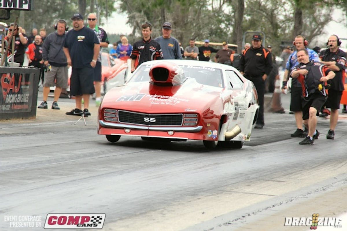Chris Rini just edged his qualifying ET in a match with Taylor Lastor who also put up his best run. Rini took the win with a 3.812 at 195 to Lastor's 3.89 at 192.