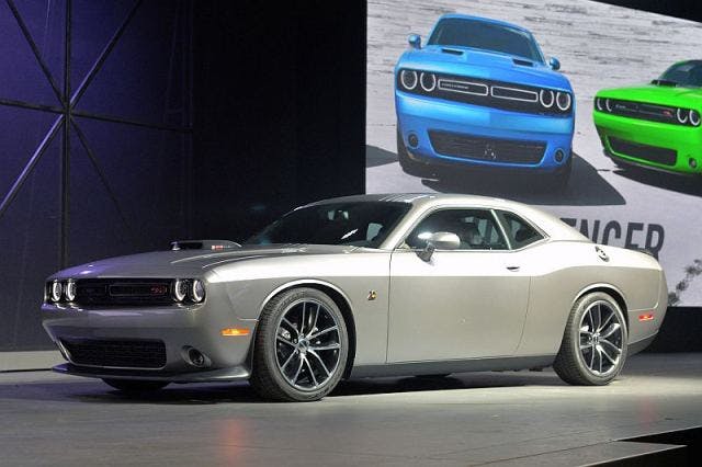 2015-dodge-challenger-scat-pack