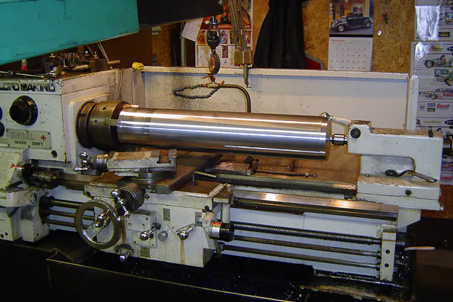 The billet crankshaft starts off as this monster piece of round stock before Bohn machines it to is final dimensions, as seen below.