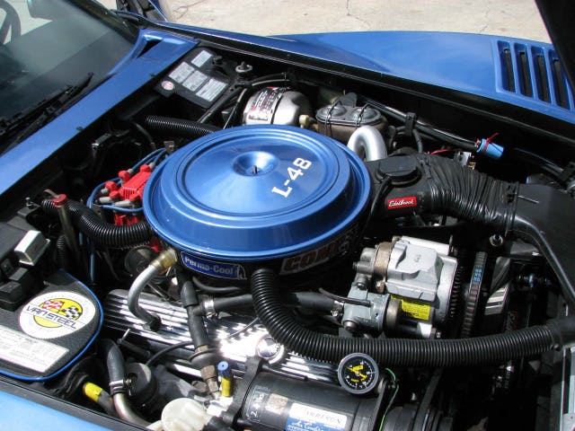 Vette_Engine_L48_Blue_01