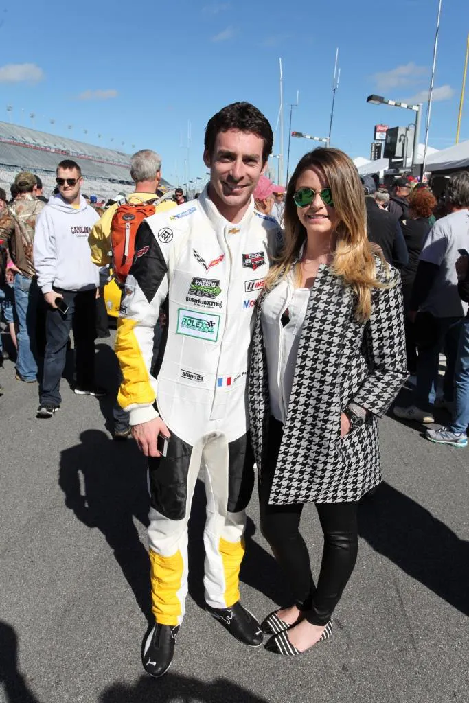 Simon Pagenaud with his wife on the grid before the race.