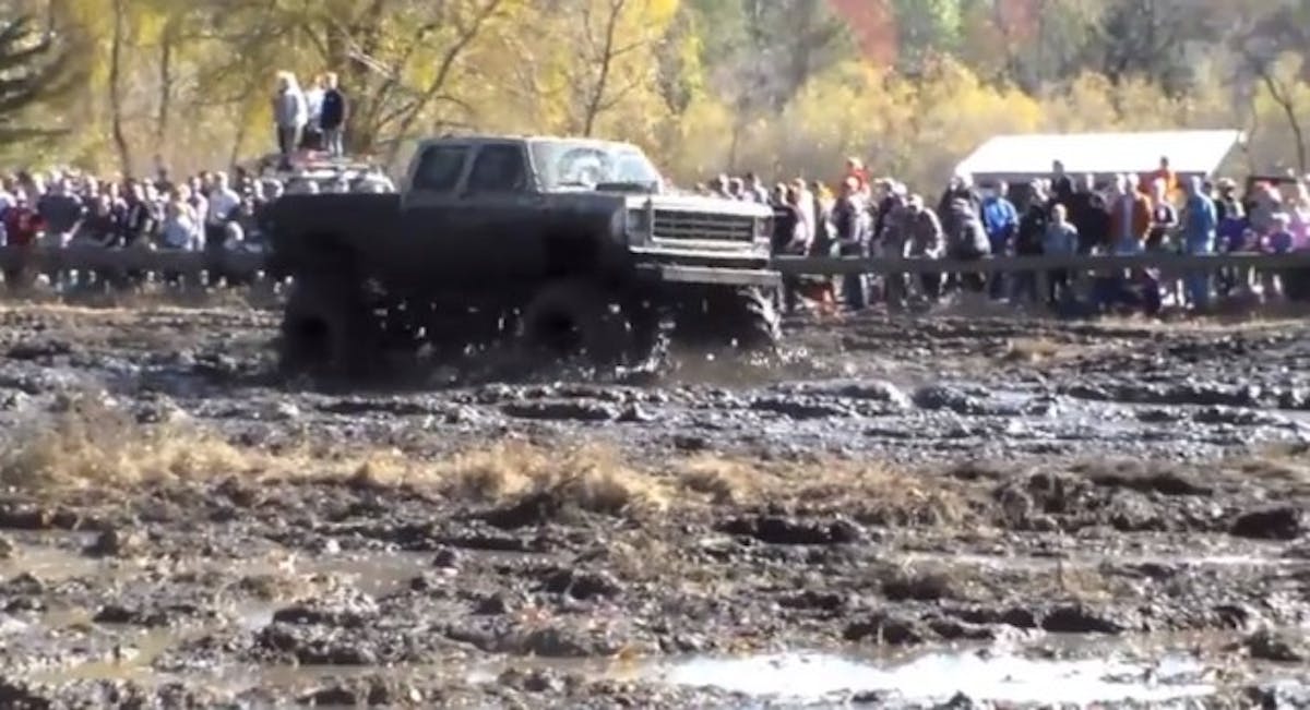 Seems like the 84th Street Mud Bog draws a pretty good crowd...
