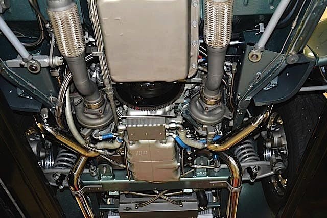 Turbocharging the Northstar inside the Hollywood proved to be no easy task, but Raczuk found a way.