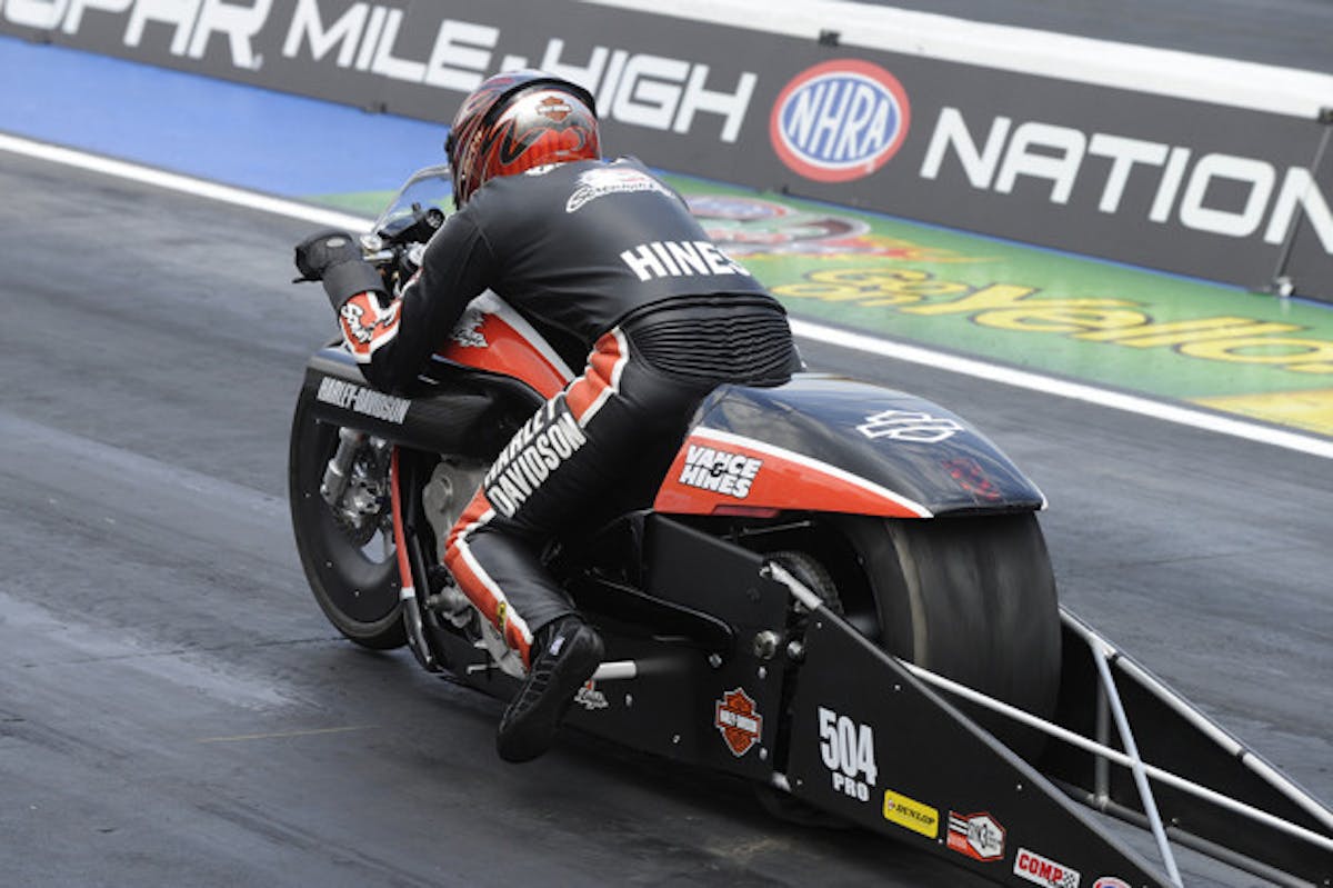 194-AndrewHinesAction-Sunday-Denver