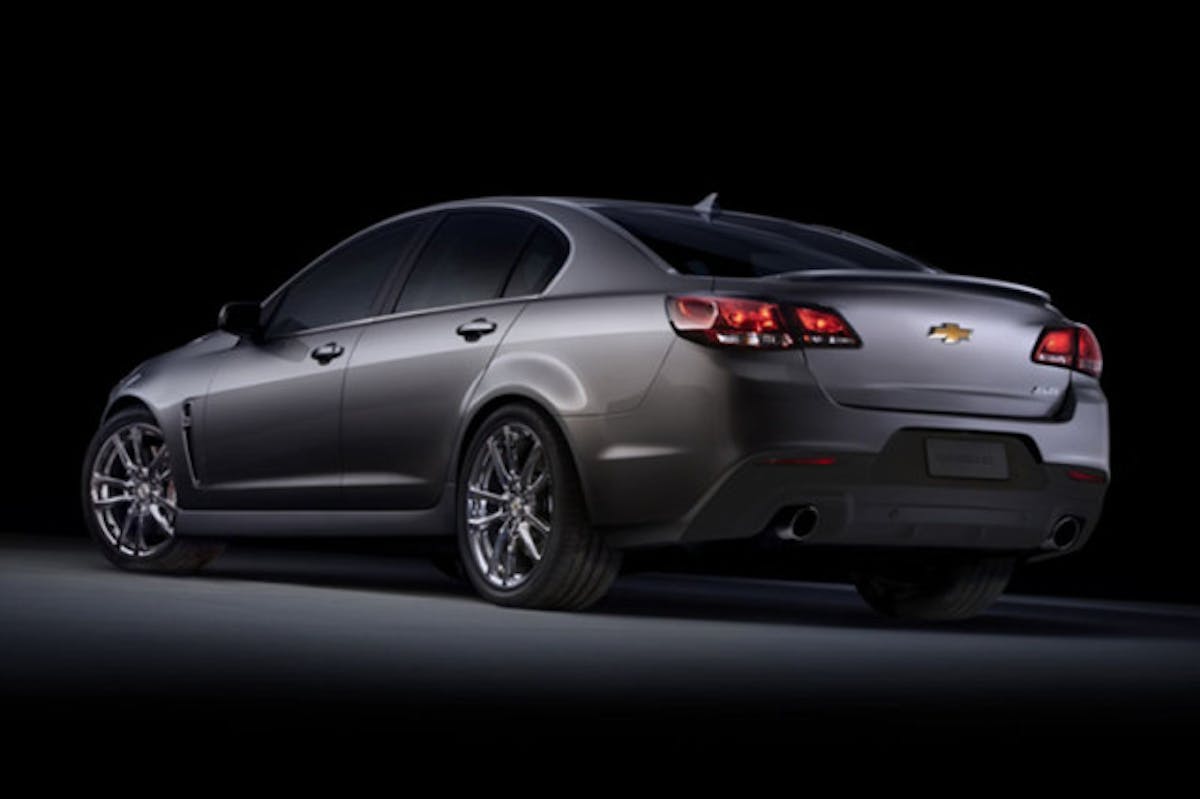 2014-Chevrolet-SS-002_jpg_900x900_q100