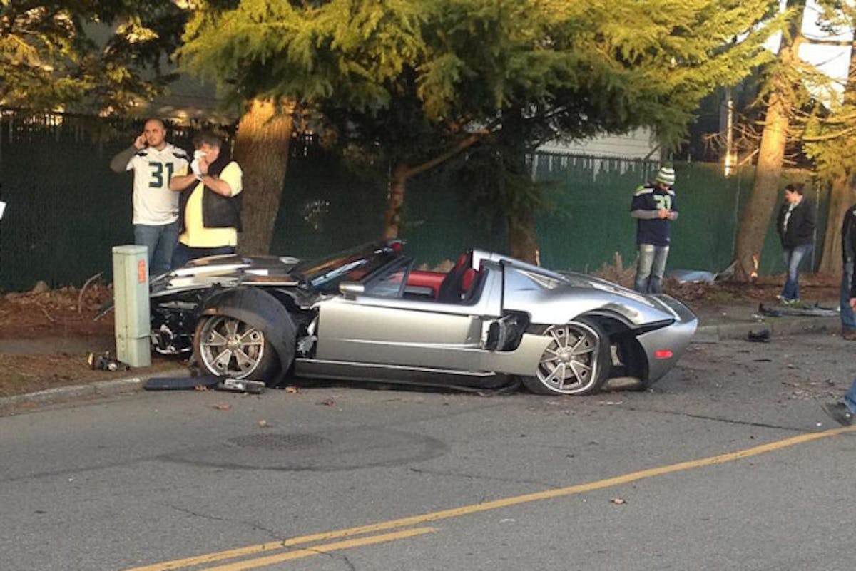 ford-gtx1-crashed-into-a-tree-in-auburn-washington-photo-gallery_1