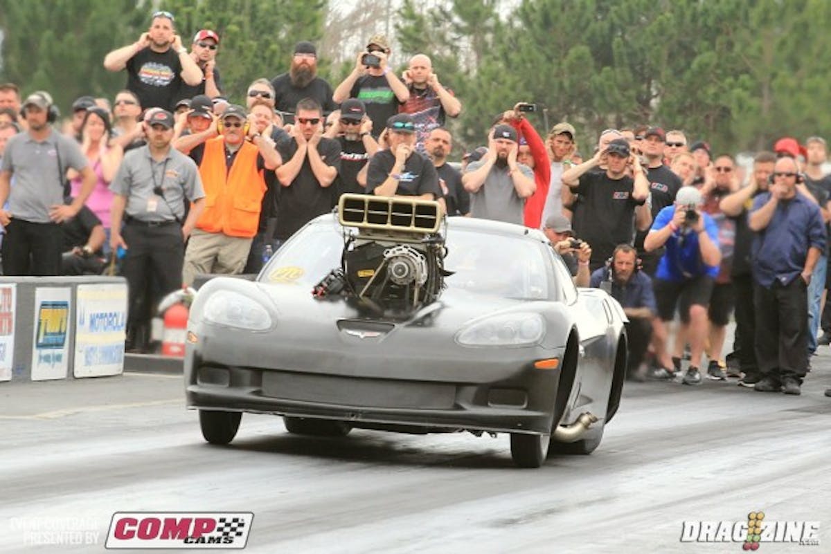 Jason Michalak faced off with car owner Kyle Huttel in the next pairing with Huttel going red and his team mate putting up a .ooo reaction. Michalak would take the win with a 4.11 at 187 to Huttel's quicker and best of weekend 4.066 at 180. I believe that is a personal best for him.