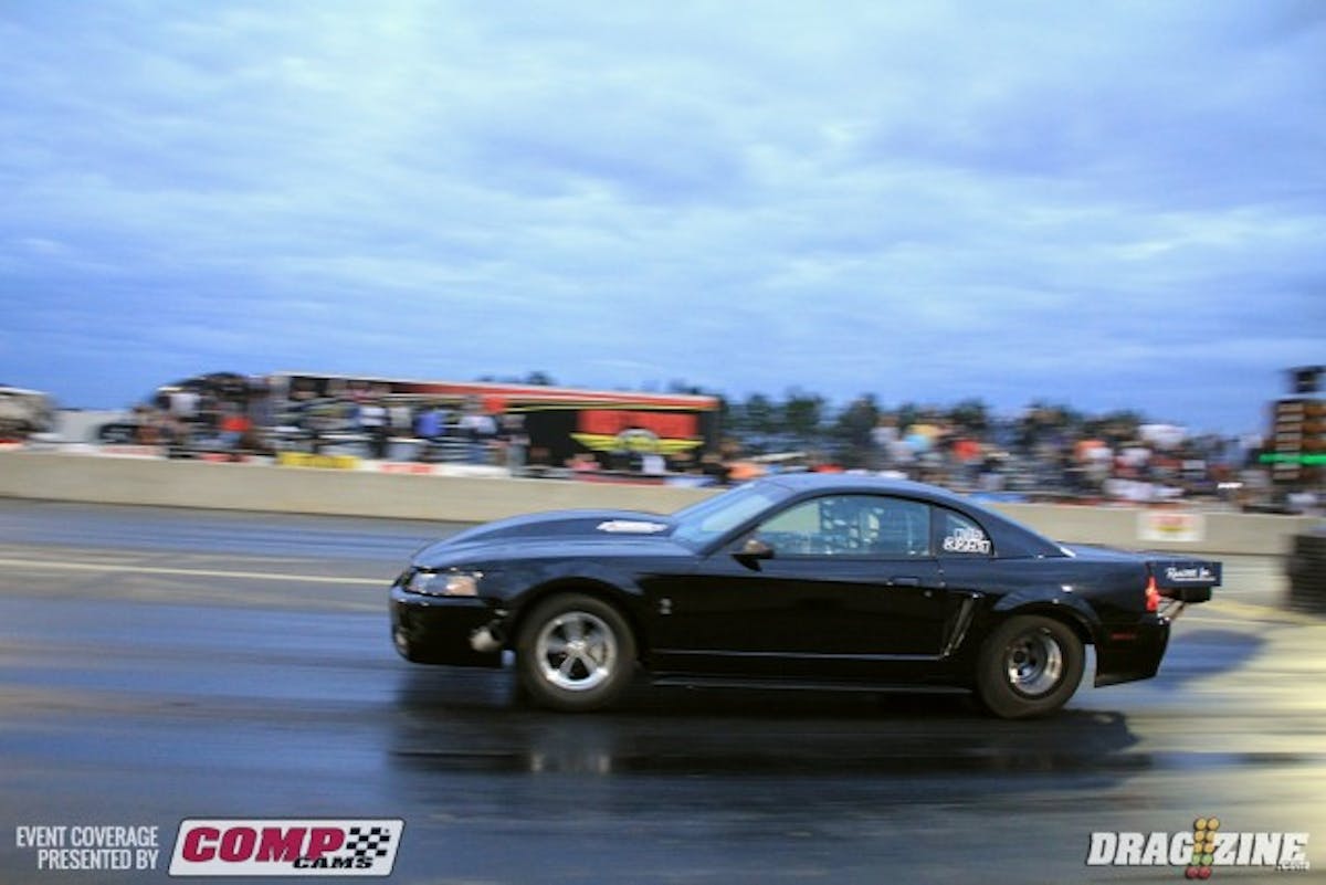 The Precision Turbo/MacFab Beadlocks? metrolina Steel Outlaw 275 class had plenty of action this weekend with Barry Mitchel going numer one in qualifying with a 4.33 at 174 in his nitrous assisted Mustang. Chris Tedeschi took seventh spon on the ladder and eventually met up with Richard Reagan's 