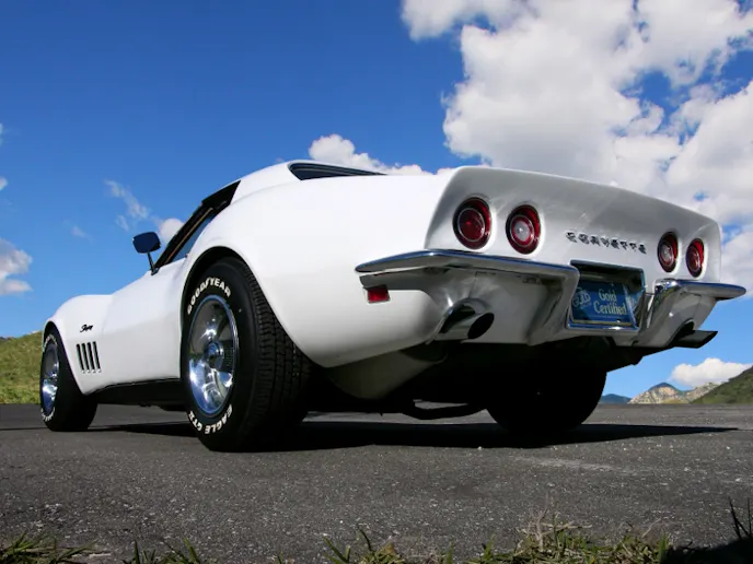 69vette_rear-800x6001