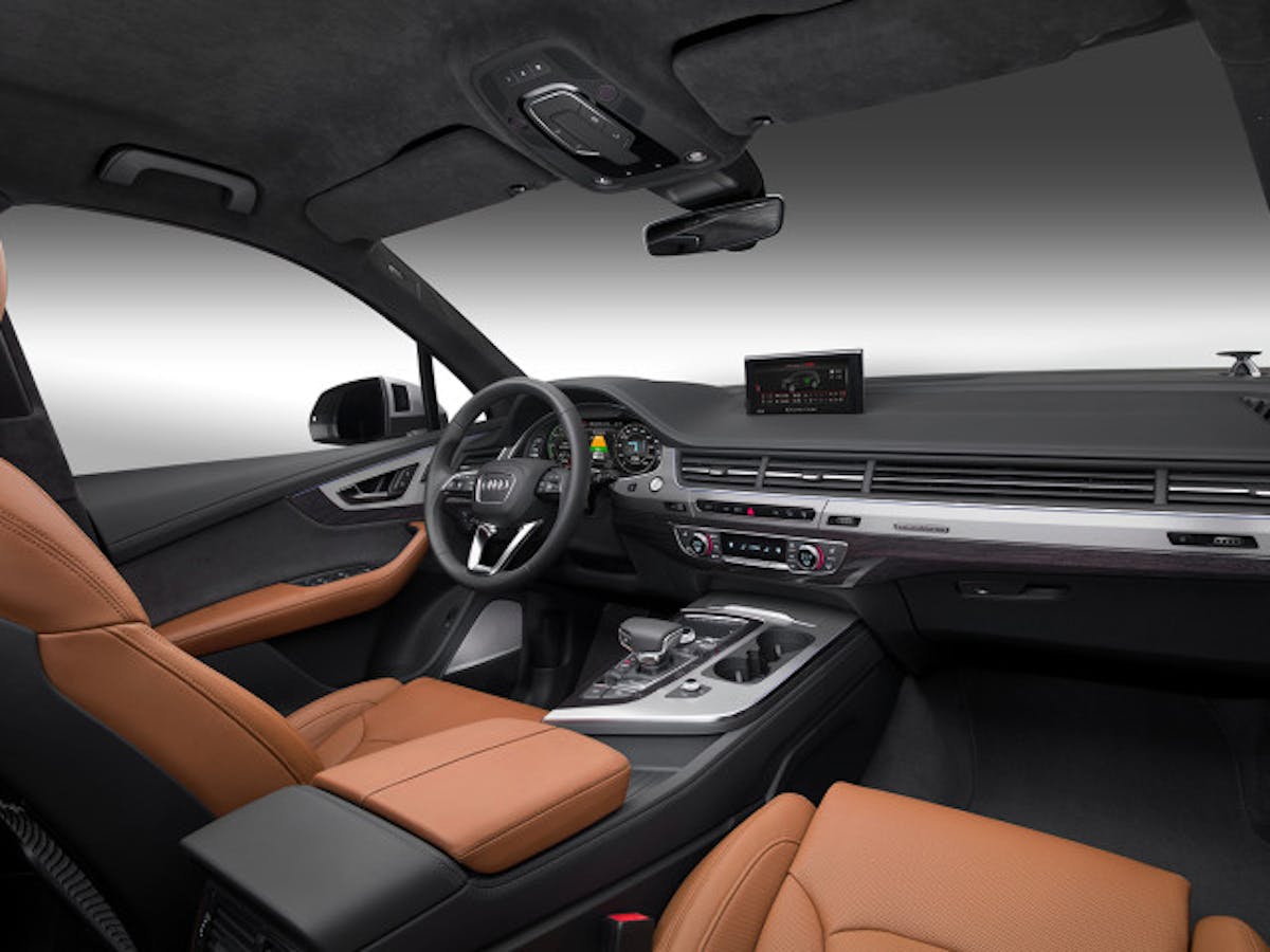 news-audi-q7-e-tron-interior-1