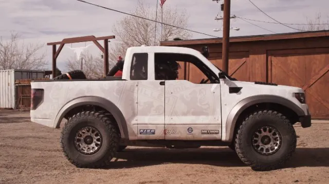 No, this image is not cropped incorrectly. It's a mini-Raptor! 