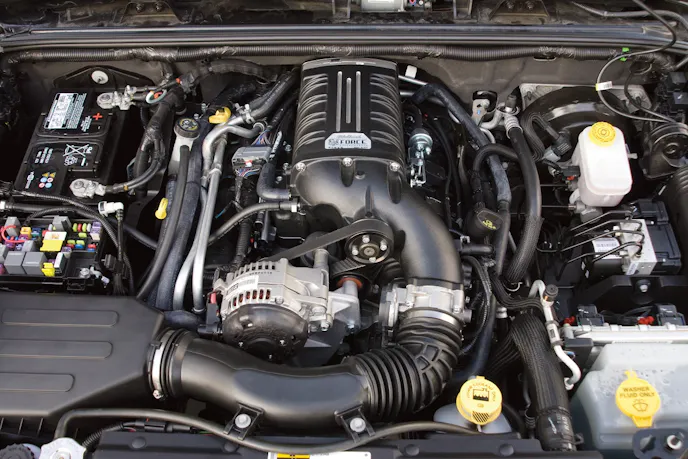 edelbrock-eforce-supercharger-jeep-wrangler