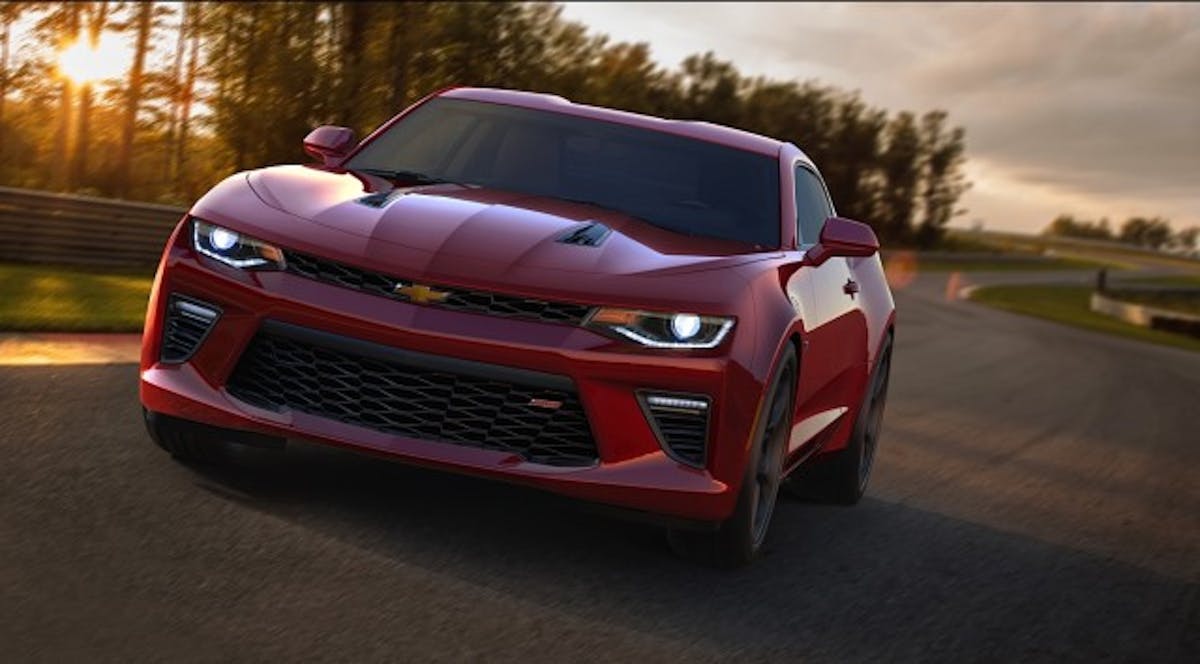 2016-Chevrolet-Camaro-SS-005GR