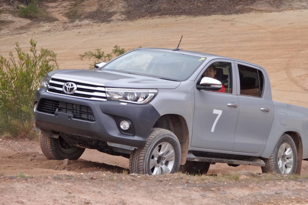 Hilux6