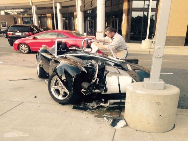 Shelby Cobra wreck