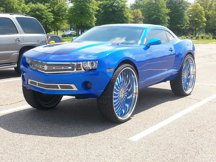 The Gen IV Camaro looks pretty terrible. However, even this doesn't take the crown for the ugliest Camaro ever thought-up. Image via imgur.com
