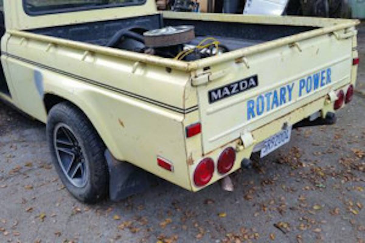 00i0i_bt1VM0VR6yt_600x450