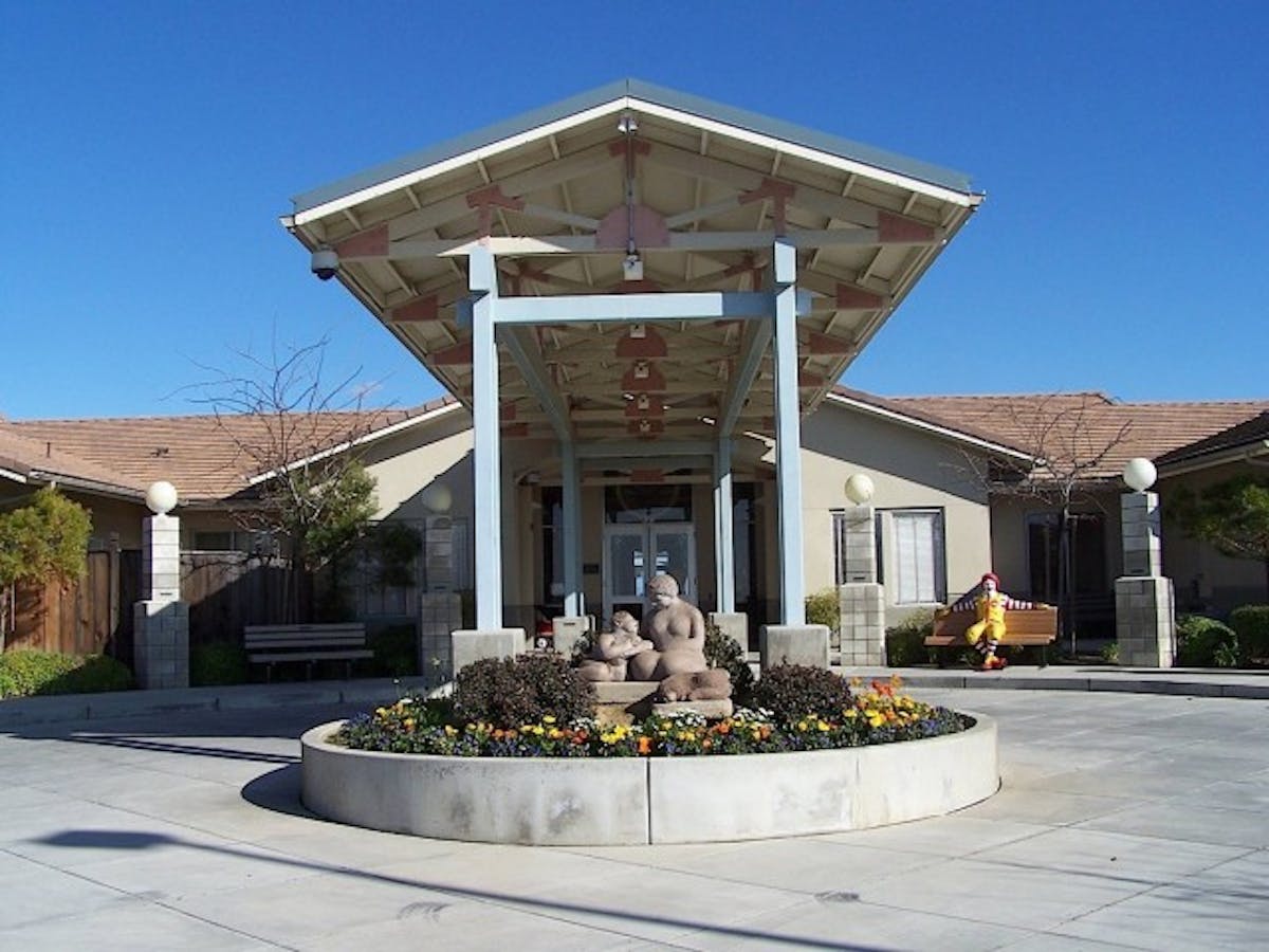 1796990_596840647036400_1693725187_o