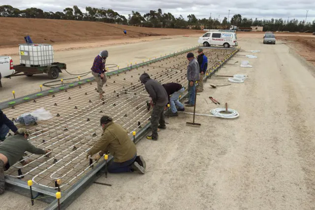 10429411_366070096934307_671602644878411330_n