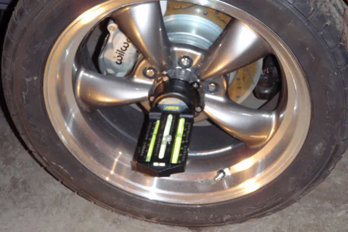 If you've got the money, look into buying one of these bubble alignment gauges. Image via photobucket