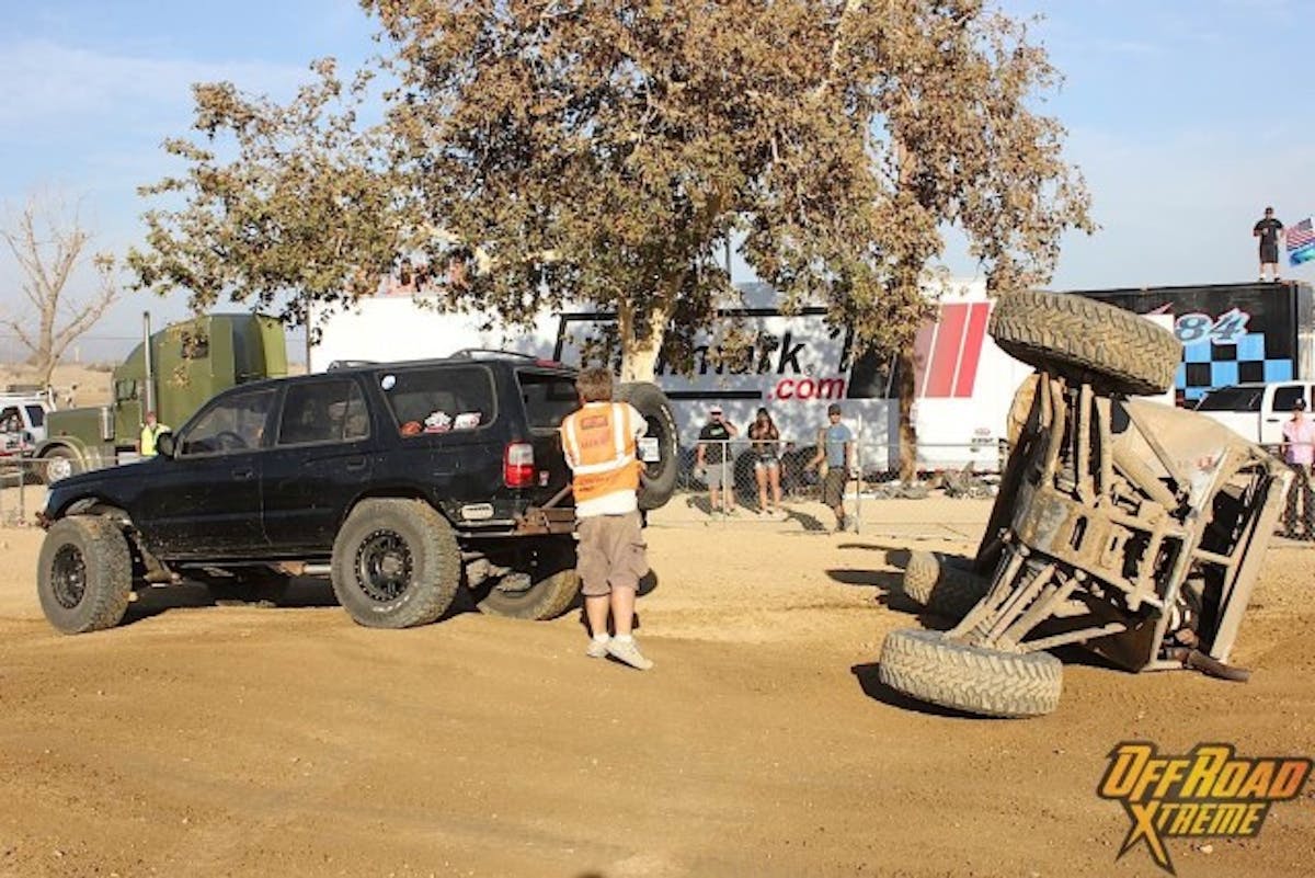 Rescue 4Runner coming to help out a overturn a vehicle.