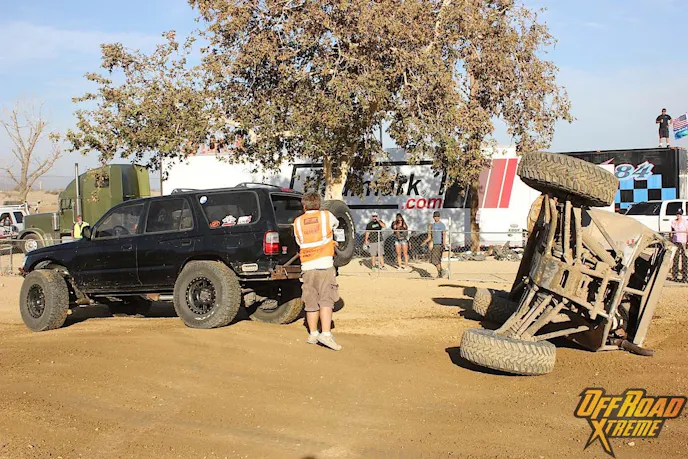 Rescue 4Runner coming to help out a overturn a vehicle.