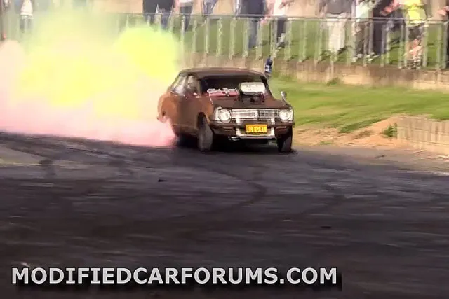 Imagine seeing this little four-banger running a burnout like this. 