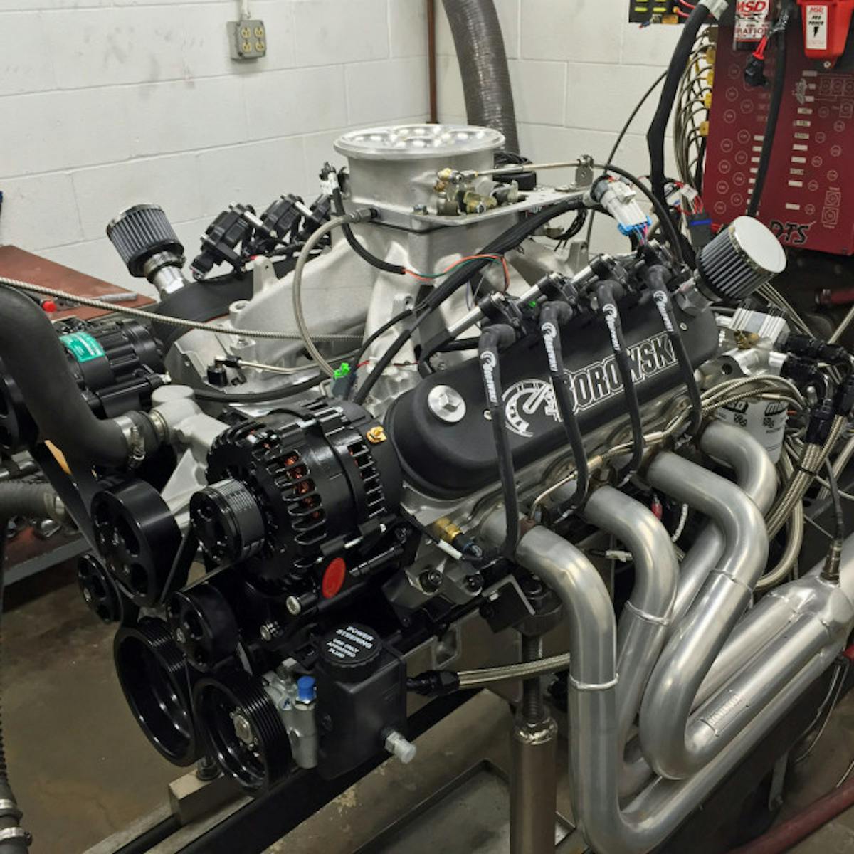 During Borowski's dyno testing. 600 on the pump, 900 on the squeeze. How's that for 427 inches on pump fuel?