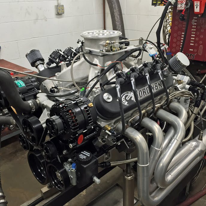 During Borowski's dyno testing. 600 on the pump, 900 on the squeeze. How's that for 427 inches on pump fuel?