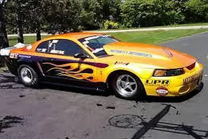 The car wears Weld Alumastar spindle-mount wheels up front and Bogart beadlocked wheels out back. Mickey Thompson 28x10.5 slicks are responsible for getting the car down the track. The car weighs 3,160 with a 195-pound driver.