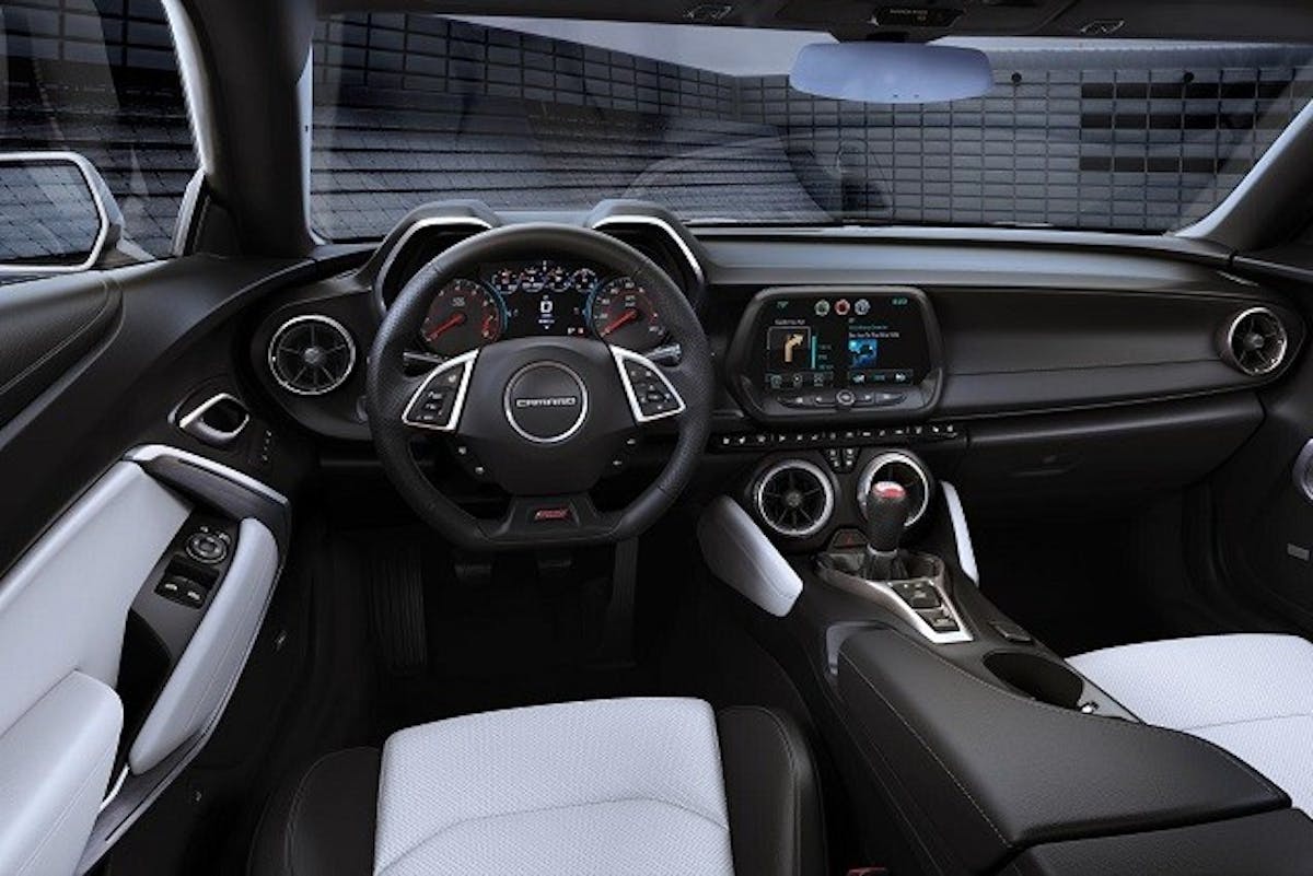 2016-Chevrolet-Camaro-029