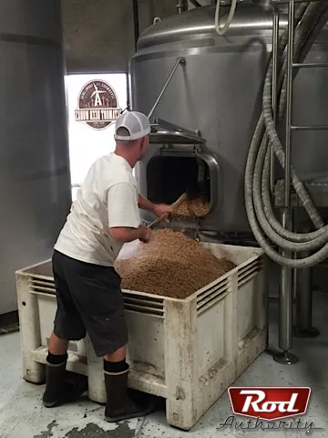 image1-e1439507994359--Altamont Beer Works brewing