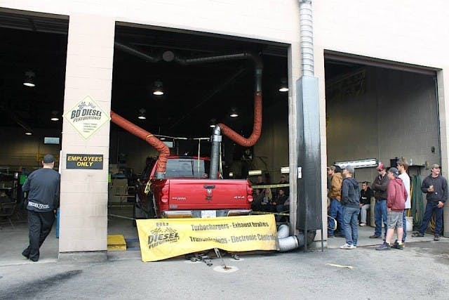 600837_569564063123488_1648586257_n