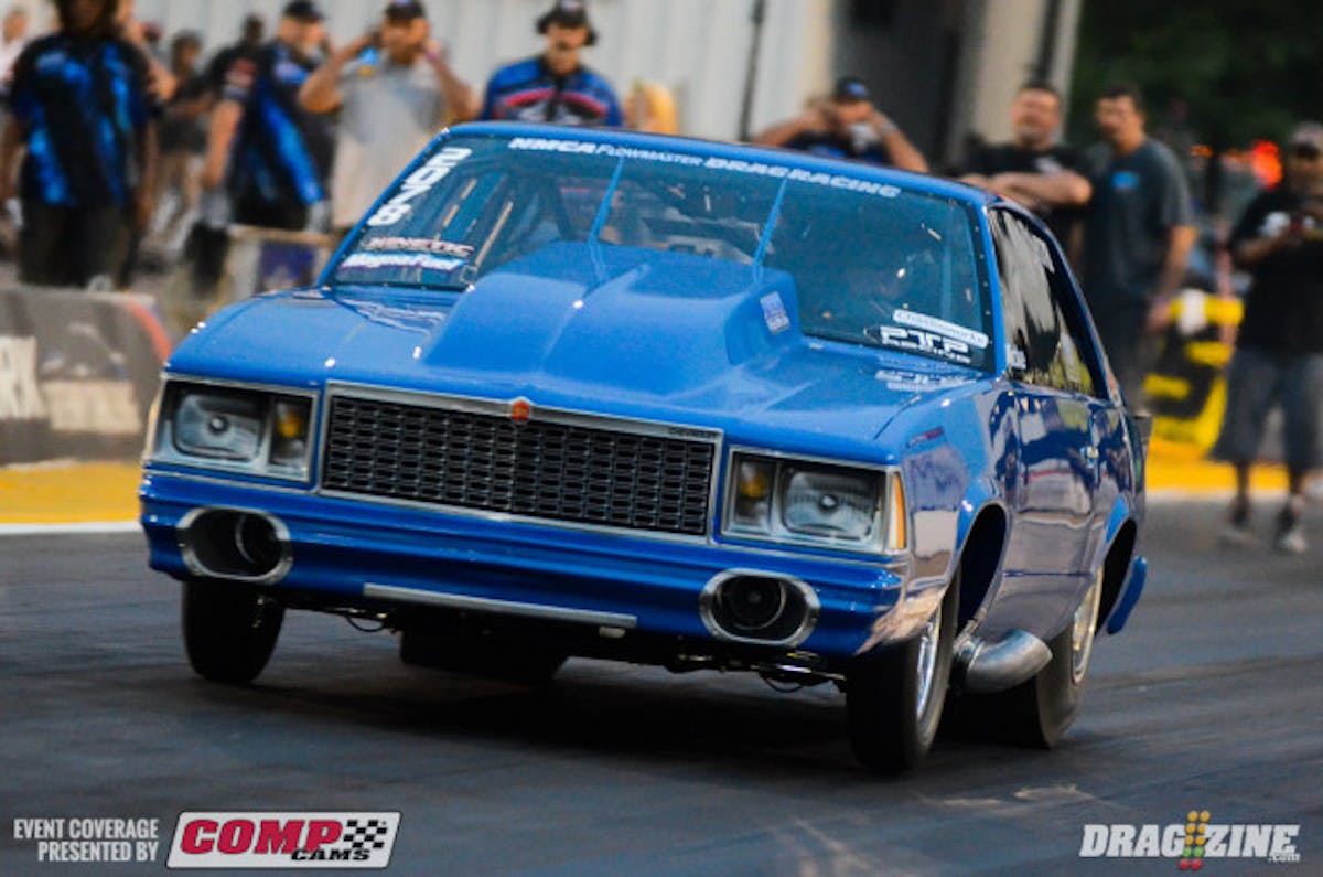 Mark Micke rolled to a side-by-side 4.20 with Kevin Strobel in the third round of 315 Radial vs. Outlaw 10.5, but we're hearing his mount broke a pair of rods and he may be done for the weekend.