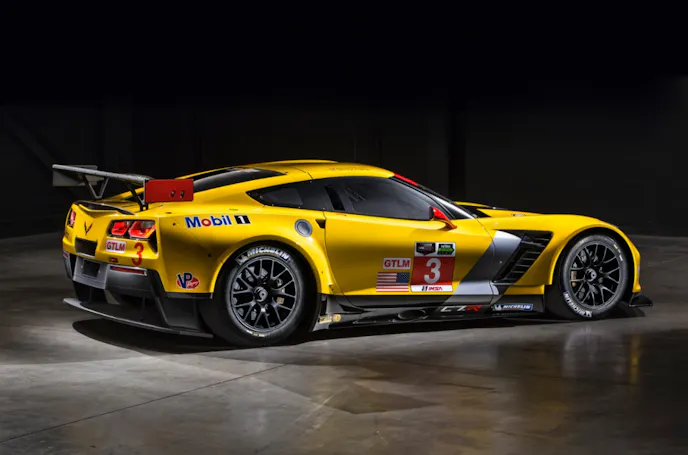 2014-Chevrolet-CorvetteC7R-175-medium