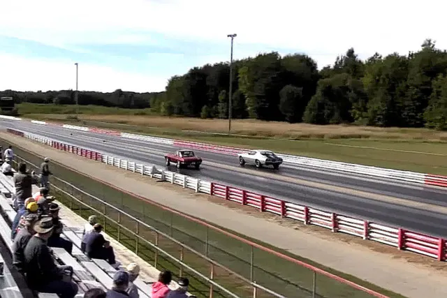 Shortly after the 100 foot mark the Vette takes the lead.