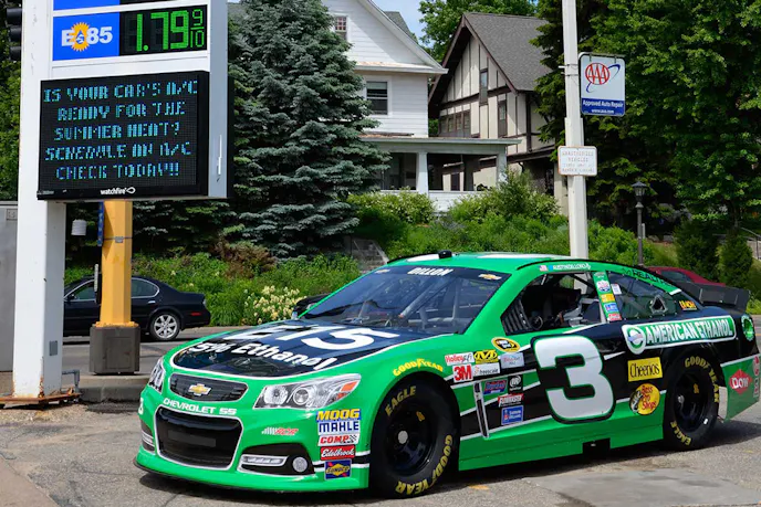 NASCAR seems to like ethanol. Image via thinkbioenergy.com