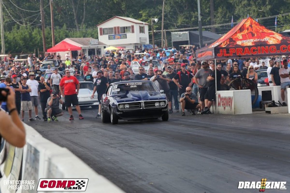 Jeff Kinsler is a player this weekend in Ultra; ”The Cheater” knocked down a stout 5-flat from his Pontiac-powered Firebird. We shot a feature on the clean machine this morning—look for it in the upcoming months right here on Dragzine. Kinsler's Poncho is one of the cleanest cars we've seen this weekend. He's been in the 4.90's in the past and is looking to get back there today. He's currently qualified sixth.