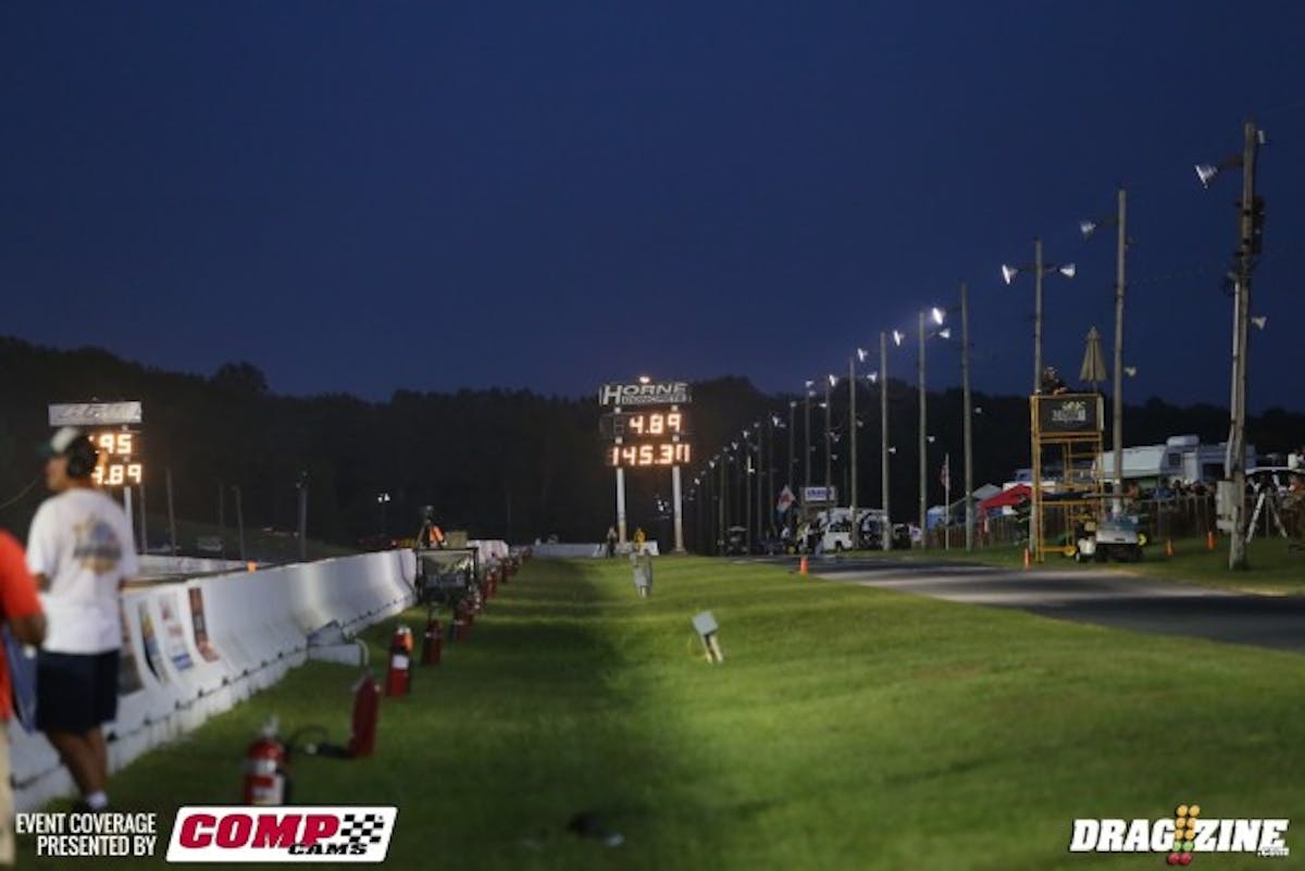 Now there's a statement--Joel Greathouse laid it down again. He'll take on John Albrecht in the other semi.